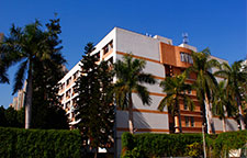 華科教育校園環(huán)境 華科教育校園環(huán)境