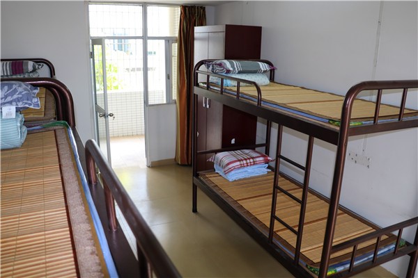 黃岡教育培訓中心宿舍環(huán)境 黃岡教育培訓中心宿舍環(huán)境
