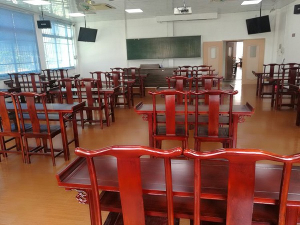 廣州僑光書生學院課室環境.jpg 廣州僑光書生學院課室環境.jpg