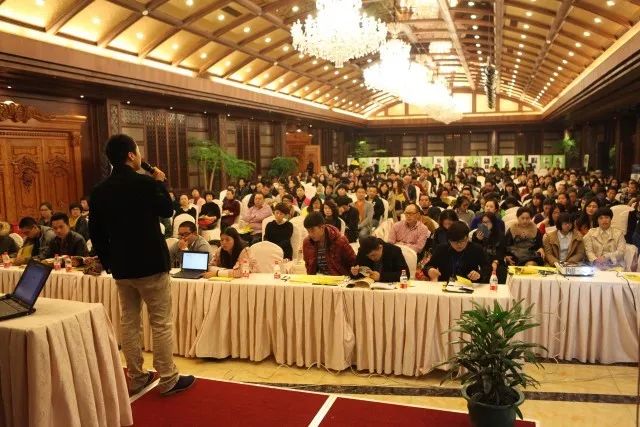 非凡教育家長會 非凡教育家長會