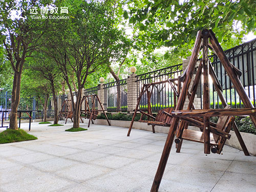 秋千休閑環(huán)境 秋千休閑環(huán)境