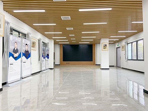 報告廳環(huán)境 報告廳環(huán)境