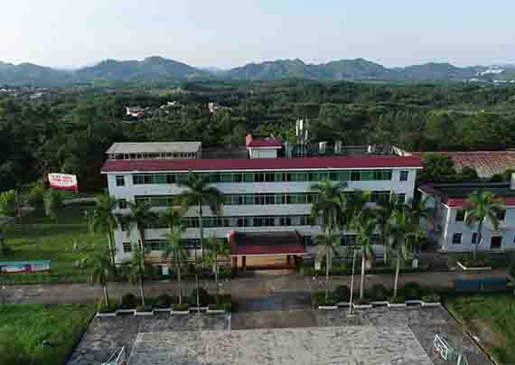 營地1.jpg 營地1.jpg